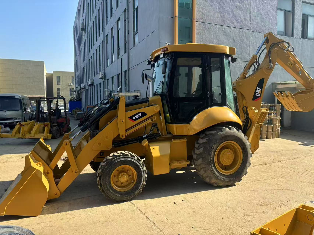 Caterpillar 420 Backhoe Loader CAT 420 420F 420F2 JCB 3CX 4CX with Excellent Quality for Sale on lease Caterpillar 420 Backhoe Loader CAT 420 420F 420F2 JCB 3CX 4CX with Excellent Quality for Sale: picture 6