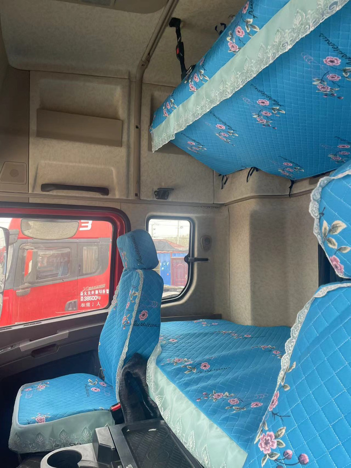 Shacman Right Hand X3000 X5000 (6*4) Semi Truck head Truck Head Tipper Head on lease Shacman Right Hand X3000 X5000 (6*4) Semi Truck head Truck Head Tipper Head: picture 7