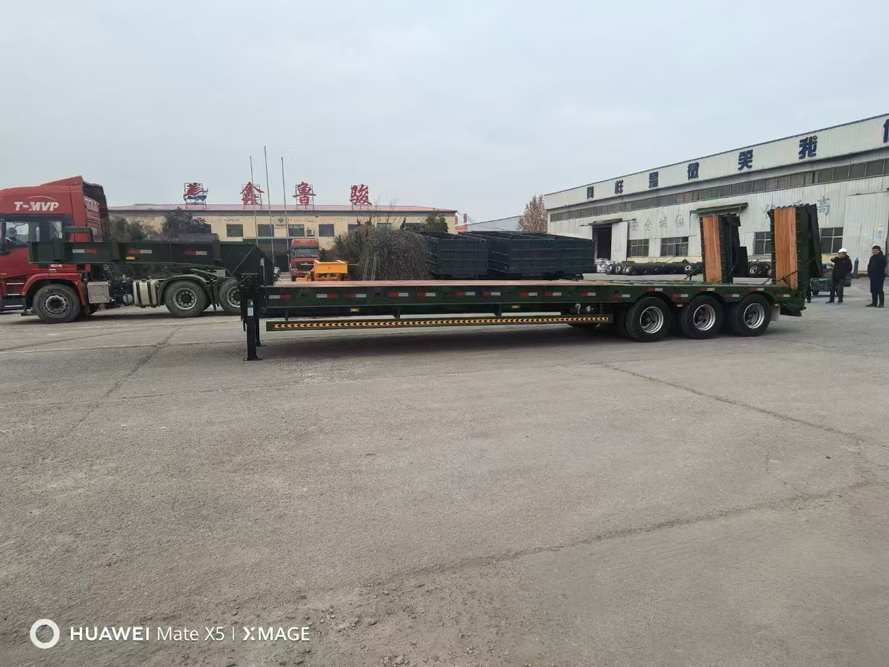 New Low loader semi-trailer ZHICHENG Semi Flat Bed Low Bed in Length 8-16m with 3 4 Axles: picture 6