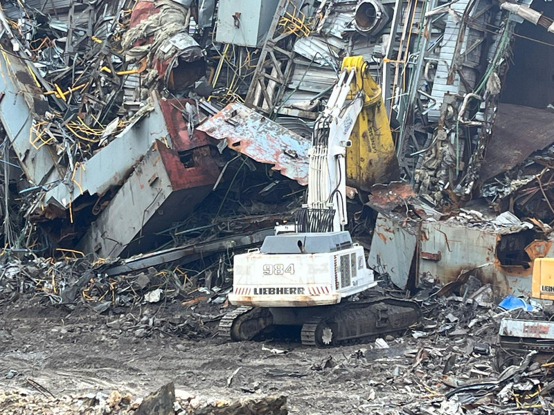 Liebherr R984C - Crawler excavator: picture 5 Liebherr R984C - Crawler excavator: picture 5