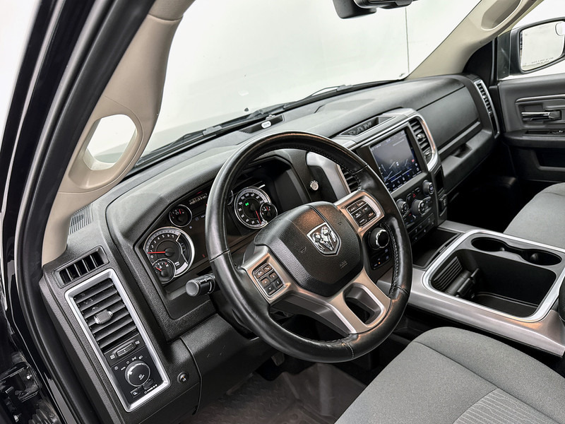 Dodge Ram 1500 5.7 V8 4x4 Crew Cab 5'7 Longhorn Alpine audio Pano Stoel en stuurverwarming Trekhaak - Pickup truck, Combi van: picture 4 Dodge Ram 1500 5.7 V8 4x4 Crew Cab 5'7 Longhorn Alpine audio Pano Stoel en stuurverwarming Trekhaak - Pickup truck, Combi van: picture 4