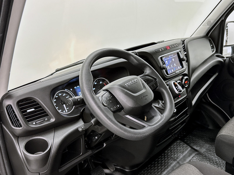 Iveco Daily 35C16H 2.3 410 Bakwagen Laadklep Dubbel lucht Achteruitrijcamera Automaat Bindrails Meubelbak - Box van: picture 5 Iveco Daily 35C16H 2.3 410 Bakwagen Laadklep Dubbel lucht Achteruitrijcamera Automaat Bindrails Meubelbak - Box van: picture 5