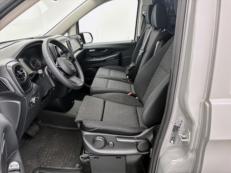 Mercedes-Benz Vito 116 CDI L2 Pro Parkeerpakket Multibeam led Betimmering Facelift Cruise control - Small van: picture 4 Mercedes-Benz Vito 116 CDI L2 Pro Parkeerpakket Multibeam led Betimmering Facelift Cruise control - Small van: picture 4