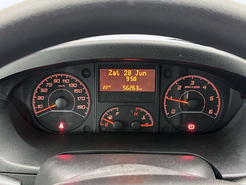 Opel Movano 2.2D 140pk Meubelbak Bakwagen met Laadklep Achteruitrijcamera Cruise Control - Box van: picture 5 Opel Movano 2.2D 140pk Meubelbak Bakwagen met Laadklep Achteruitrijcamera Cruise Control - Box van: picture 5