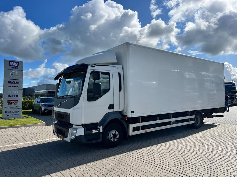 Volvo FL 210 4x2 bakwagen Dhollandia 1500kg / - Box truck: picture 1 Volvo FL 210 4x2 bakwagen Dhollandia 1500kg / - Box truck: picture 1