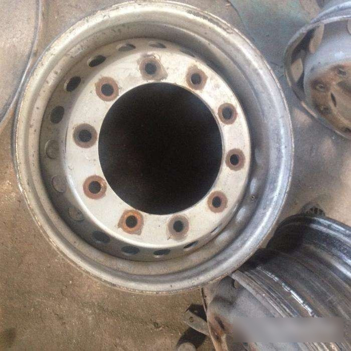 Alcoa Jante fier / aluminiu pentru autotractoare sau semiremorci 22,5 - Rim for Truck: picture 3 Alcoa Jante fier / aluminiu pentru autotractoare sau semiremorci 22,5 - Rim for Truck: picture 3