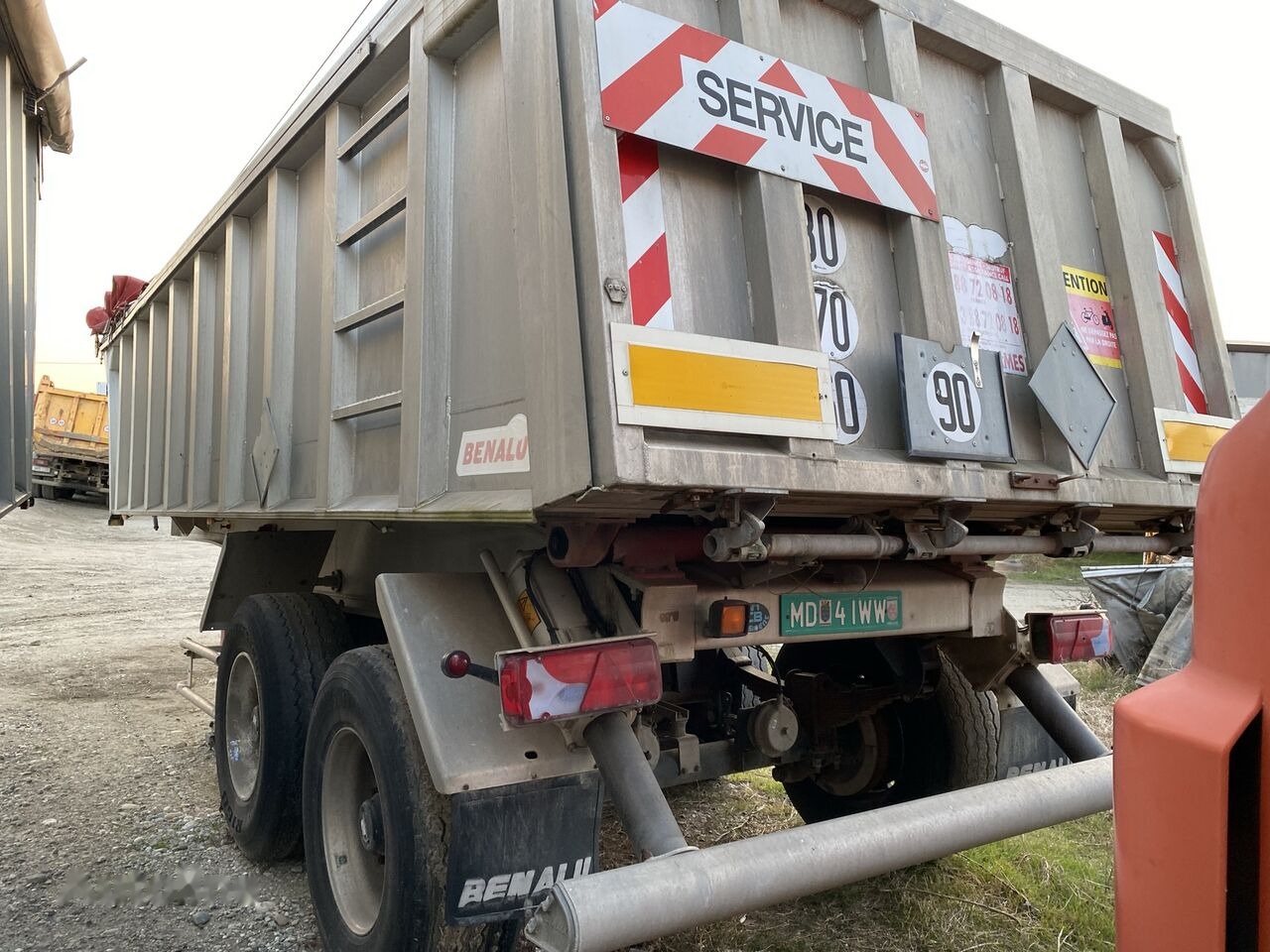 Benalu Bena Basculabila Agregate Aluminiu 2 PIECES AVALABILE - Tipper semi-trailer: picture 1 Benalu Bena Basculabila Agregate Aluminiu 2 PIECES AVALABILE - Tipper semi-trailer: picture 1