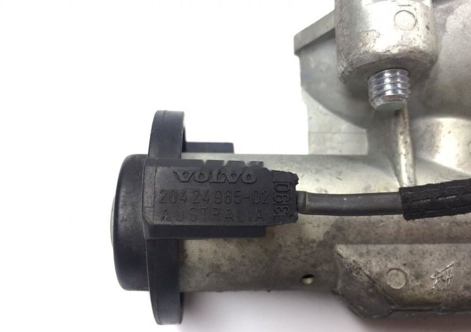 Butuc contact Switch Volvo FH12 truck - Electrical system for Truck: picture 2 Butuc contact Switch Volvo FH12 truck - Electrical system for Truck: picture 2