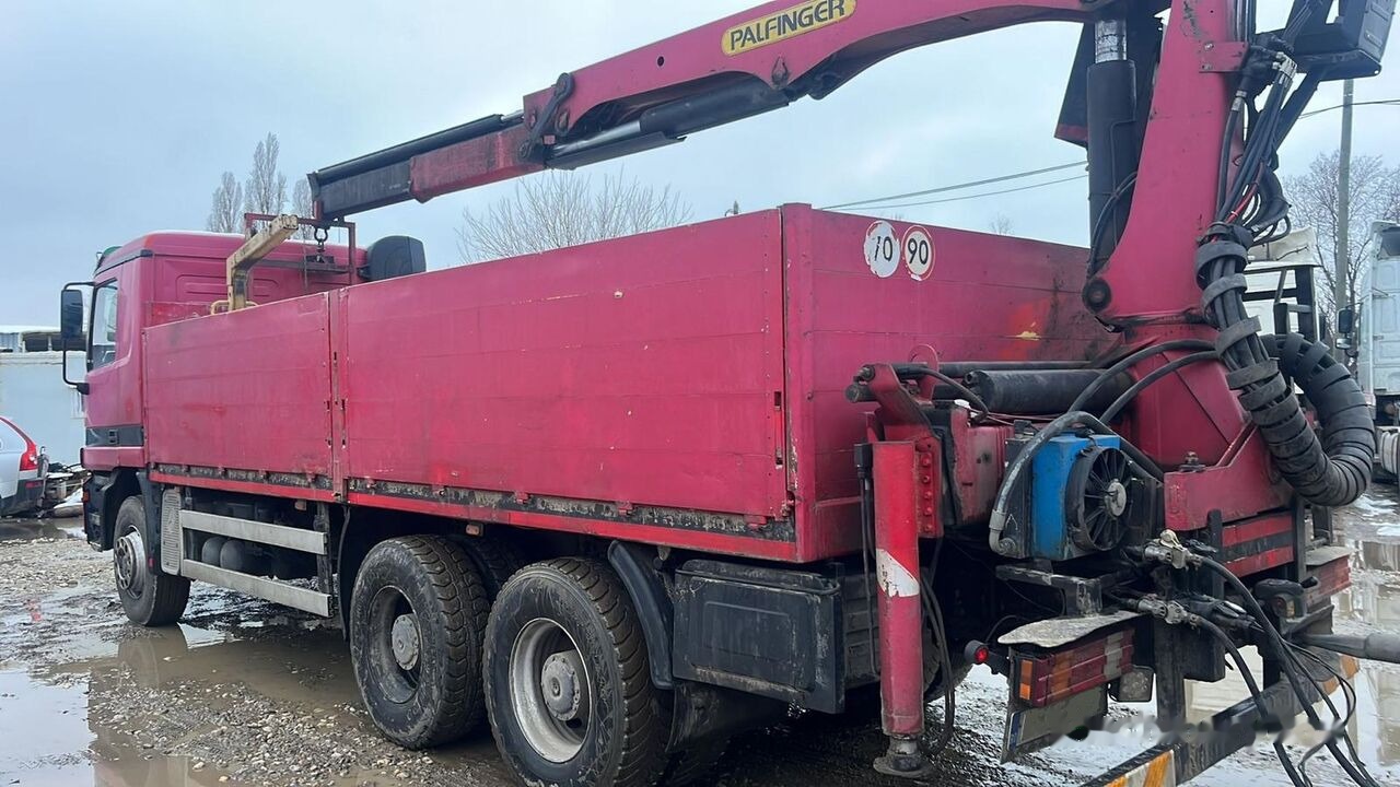 Crane truck, Dropside/ Flatbed truck Mercedes-Benz Actros MP1 6x4 + Palfinger Krane: picture 8