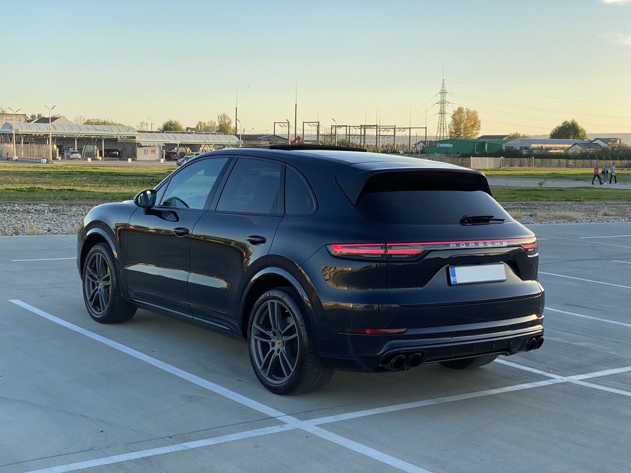 Porsche Cayenne 2018 Facelift Panorama Bose - Car: picture 2 Porsche Cayenne 2018 Facelift Panorama Bose - Car: picture 2