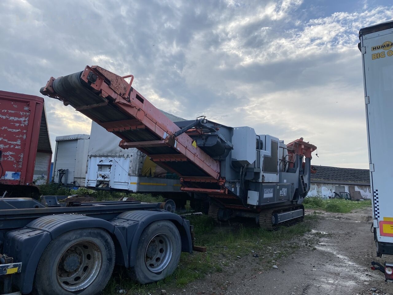 Sandvik Concasor cu falci Sandvik QJ241 - Mobile crusher: picture 1 Sandvik Concasor cu falci Sandvik QJ241 - Mobile crusher: picture 1