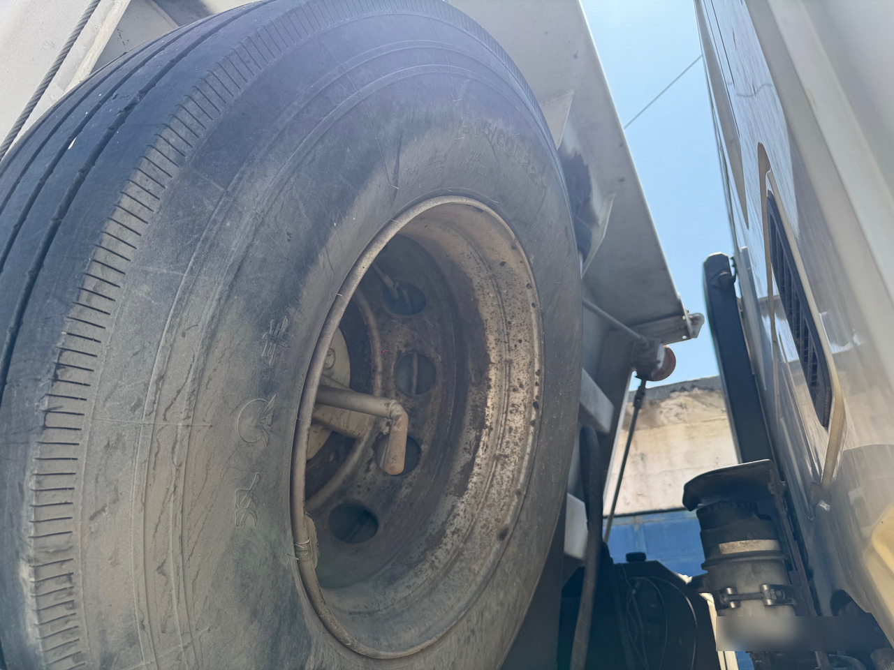 Truck IVECO EuroTrakker 410 2009 Euro 4 Cursor 13 Klima : Sasiu GROS , Multi: picture 8