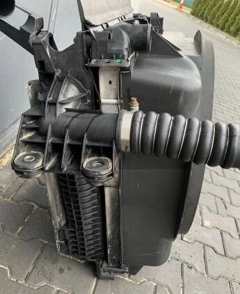 MAN TGL 81061006683   MAN Man TGL - Radiator for Truck: picture 2 MAN TGL 81061006683   MAN Man TGL - Radiator for Truck: picture 2