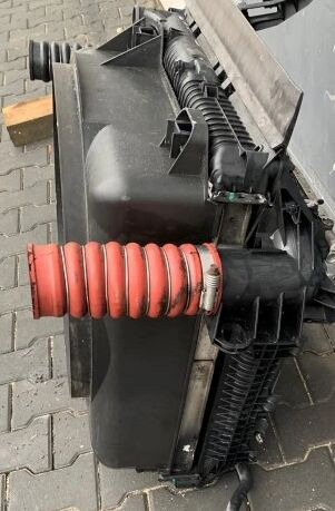 MAN TGL 81061006683   MAN Man TGL - Radiator for Truck: picture 3 MAN TGL 81061006683   MAN Man TGL - Radiator for Truck: picture 3