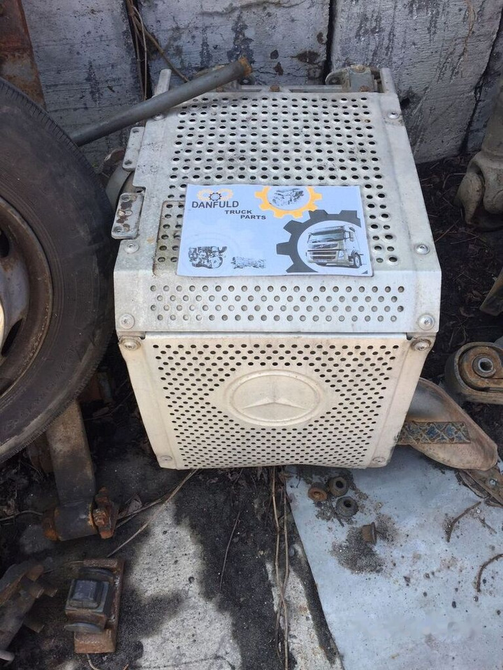 Mercedes-Benz Axor OM457LA truck - Catalytic converter for Truck: picture 1 Mercedes-Benz Axor OM457LA truck - Catalytic converter for Truck: picture 1