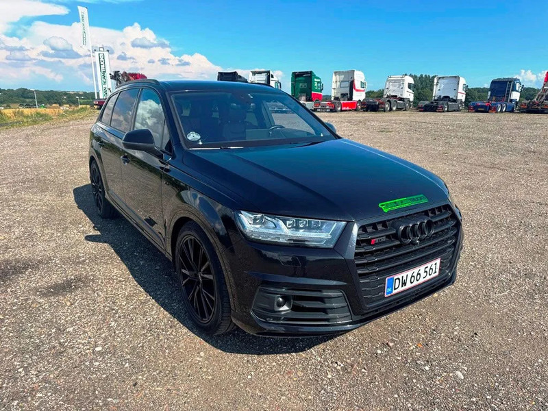 Audi SQ7 Black Edition. panoramo sun roof. . oil heater. head up display. 21" alu weels. night vision. B&O sound system. - SUV: picture 5 Audi SQ7 Black Edition. panoramo sun roof. . oil heater. head up display. 21" alu weels. night vision. B&O sound system. - SUV: picture 5