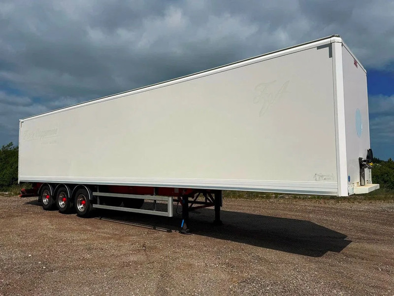 SDC 13,60 Boks - Closed box semi-trailer: picture 4 SDC 13,60 Boks - Closed box semi-trailer: picture 4