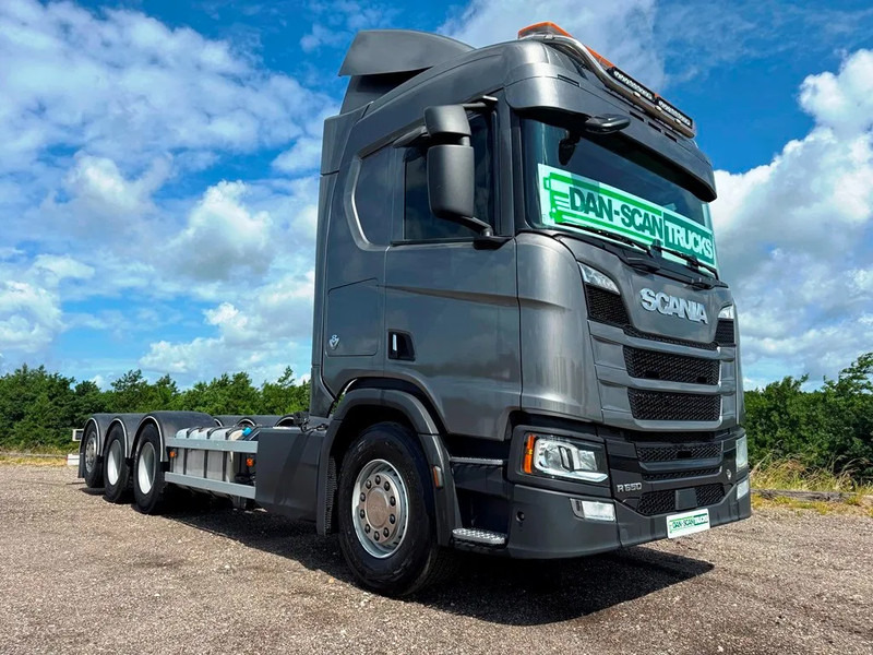 Scania R650 V8 NGS Steel / Air suspension. 4550mm weelbase. - Cab chassis truck: picture 1 Scania R650 V8 NGS Steel / Air suspension. 4550mm weelbase. - Cab chassis truck: picture 1