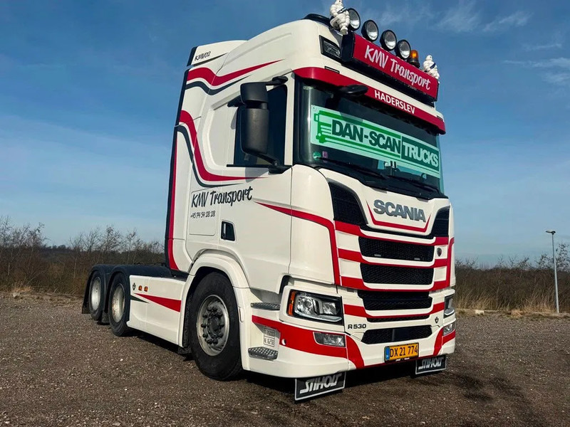 Scania R530 V8 NGS Special Interior. - Tractor unit: picture 2 Scania R530 V8 NGS Special Interior. - Tractor unit: picture 2