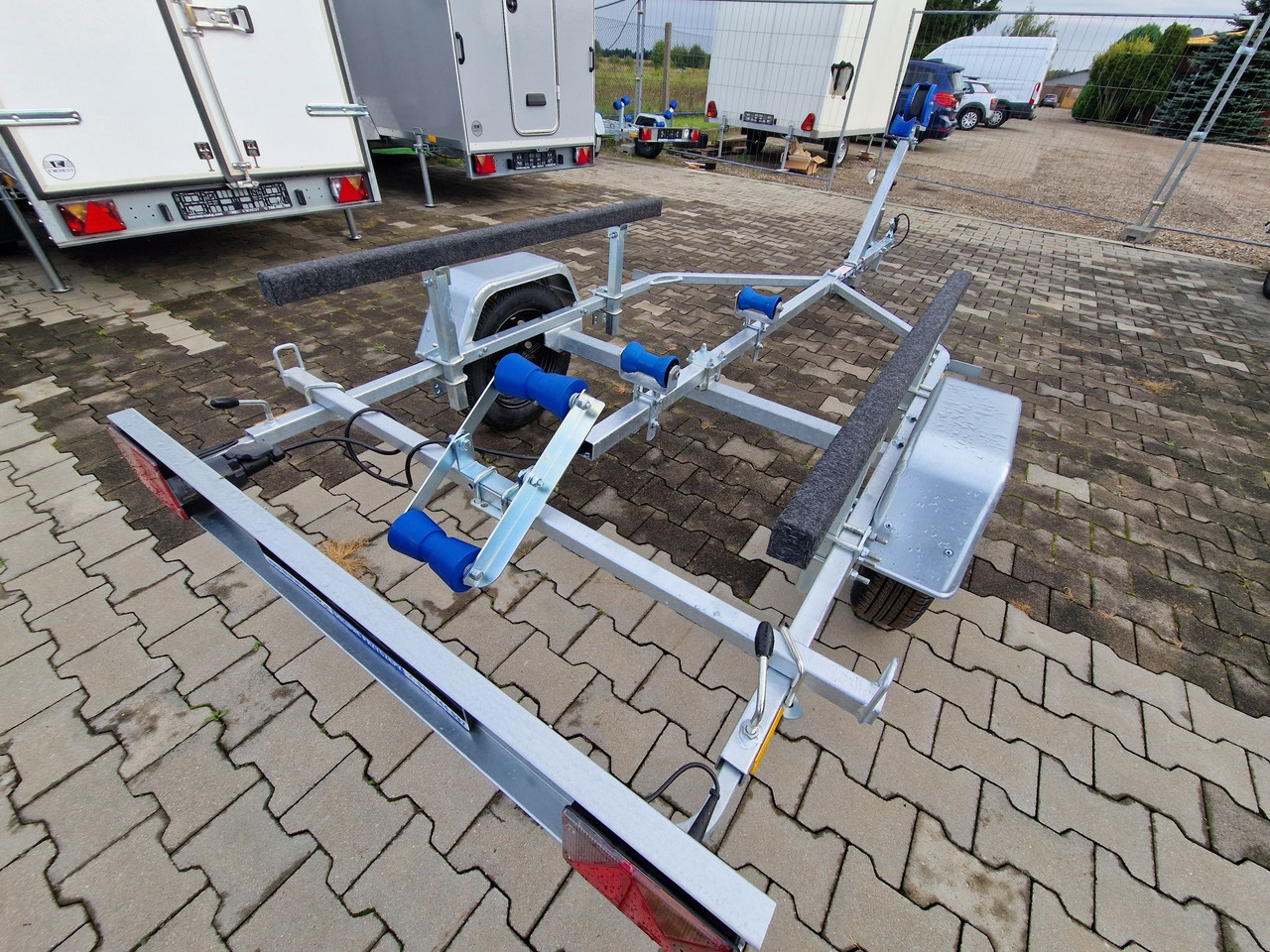 Nowa Przyczepa 2025 Podłodziowa ponton łódź Niewiadów P400 P415 do 6m - Autotransporter trailer: picture 4 Nowa Przyczepa 2025 Podłodziowa ponton łódź Niewiadów P400 P415 do 6m - Autotransporter trailer: picture 4