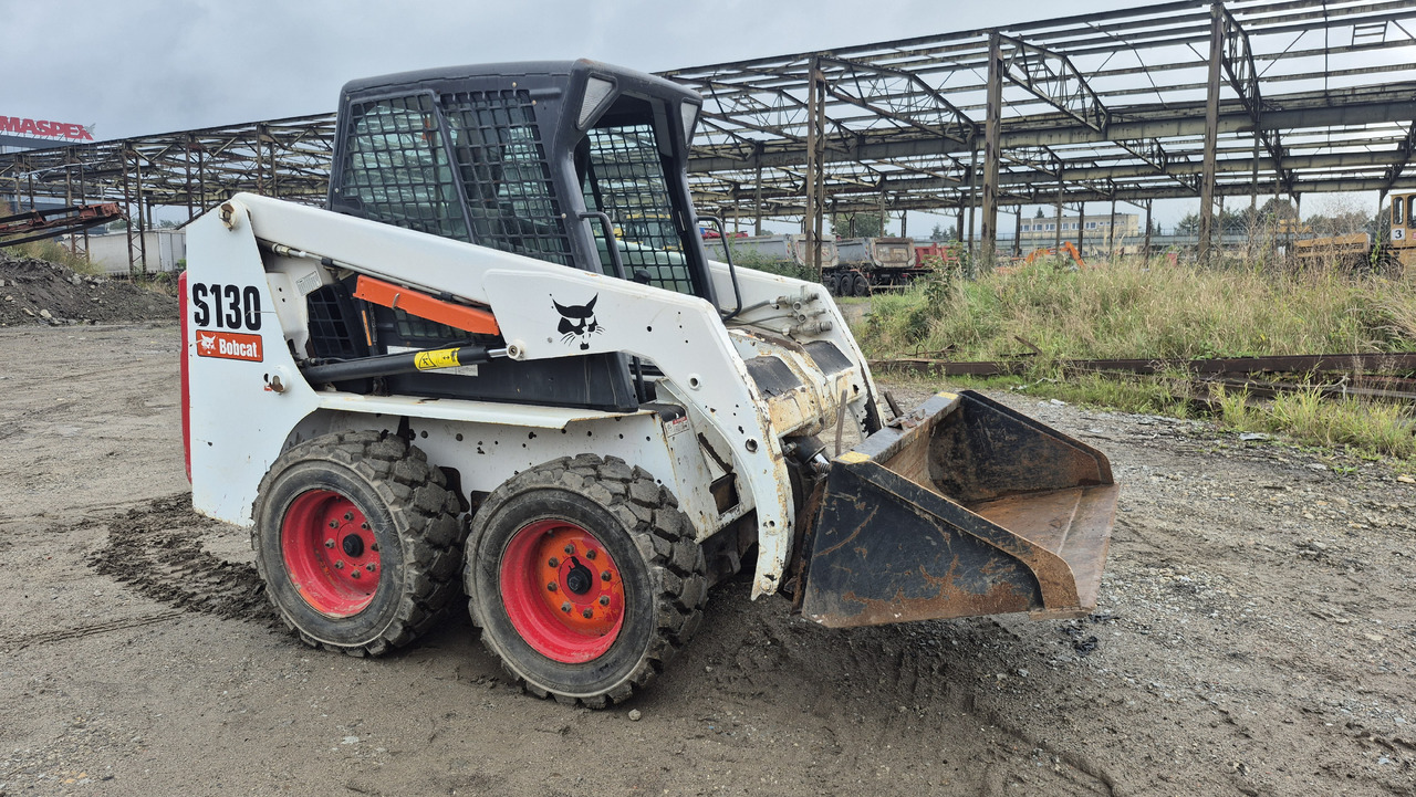 BOBCAT S130 - Skid steer loader: picture 5 BOBCAT S130 - Skid steer loader: picture 5