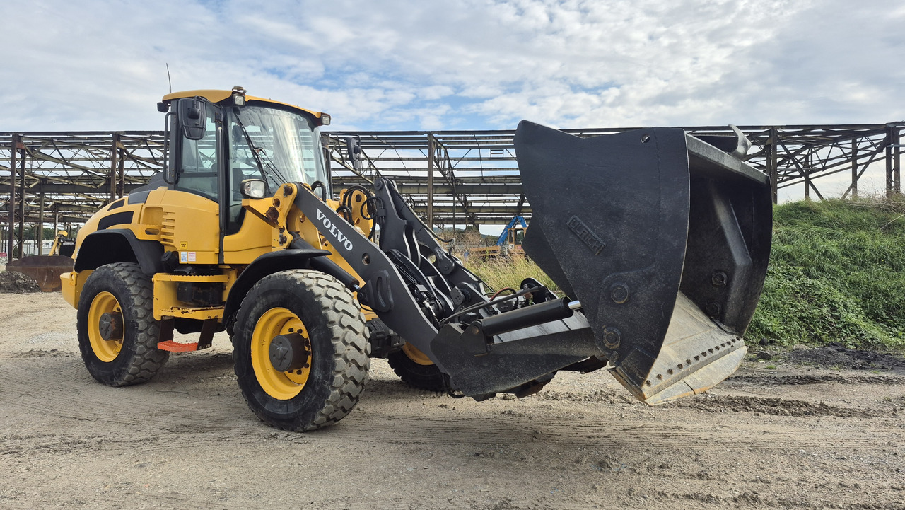 VOLVO L45H on lease VOLVO L45H: picture 6 VOLVO L45H on lease VOLVO L45H: picture 6