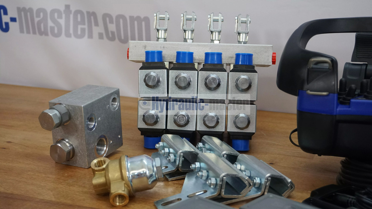 Scanreco RC 400 Radio Remote Control with 4 Functions with Actuators 12/24V for HIAB - Construction machinery: picture 2 Scanreco RC 400 Radio Remote Control with 4 Functions with Actuators 12/24V for HIAB - Construction machinery: picture 2