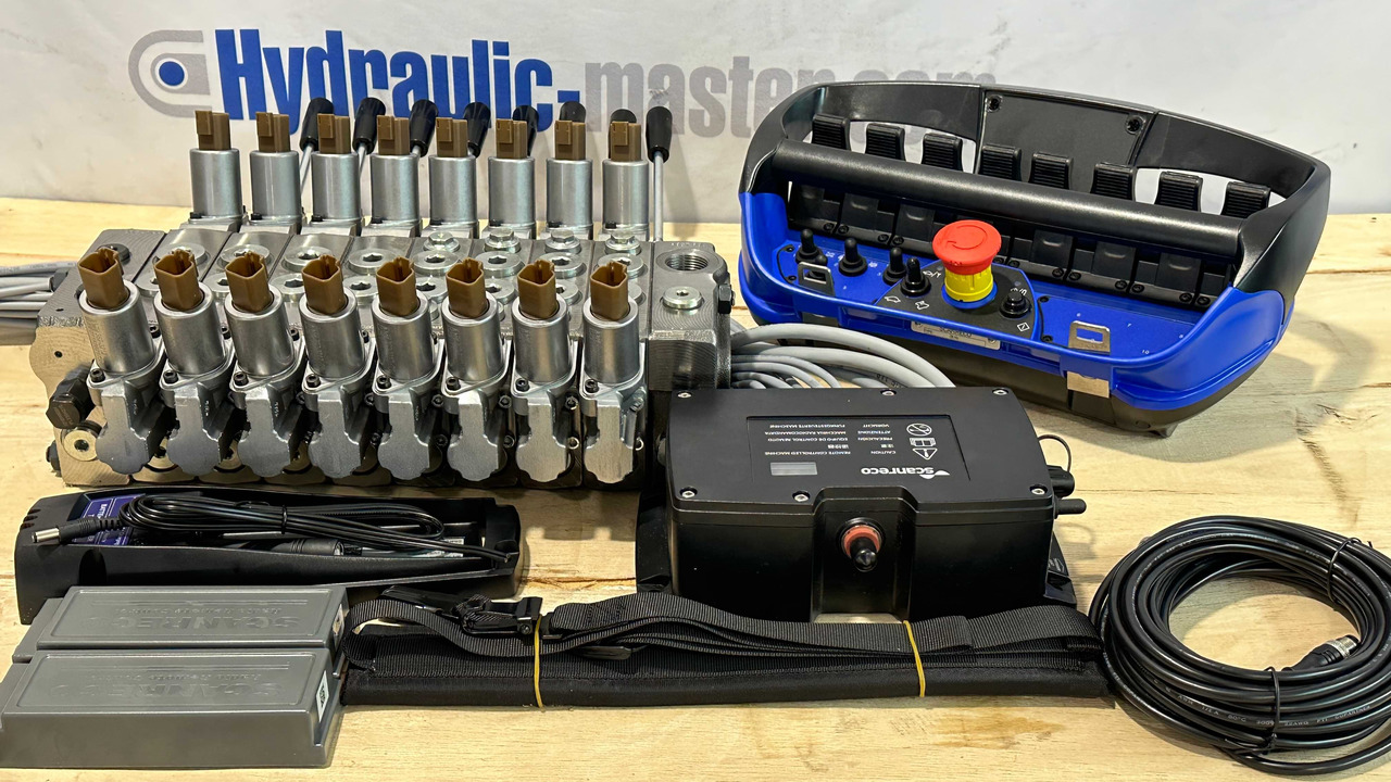 Set Scanreco RC400 with Walvoil DPX100 Cormach, Atlas, Liebherr, Fassi - Forestry trailer: picture 1 Set Scanreco RC400 with Walvoil DPX100 Cormach, Atlas, Liebherr, Fassi - Forestry trailer: picture 1