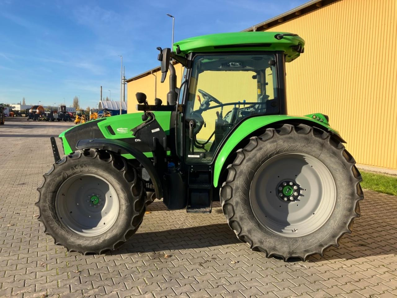 Deutz-Fahr 5120 GS - Farm tractor: picture 2 Deutz-Fahr 5120 GS - Farm tractor: picture 2