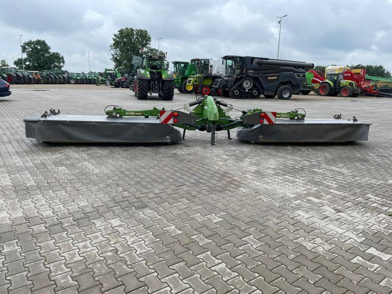 Fendt SLICER 860 HECKMÄHWERK - Mower: picture 2 Fendt SLICER 860 HECKMÄHWERK - Mower: picture 2