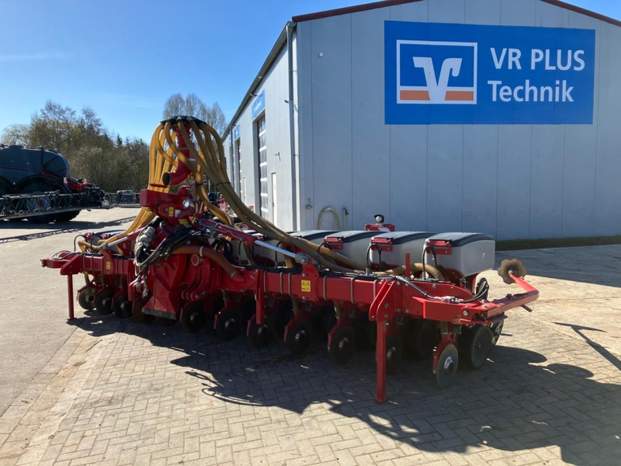 Horsch MAESTRO 12 RC - Precision sowing machine: picture 1 Horsch MAESTRO 12 RC - Precision sowing machine: picture 1