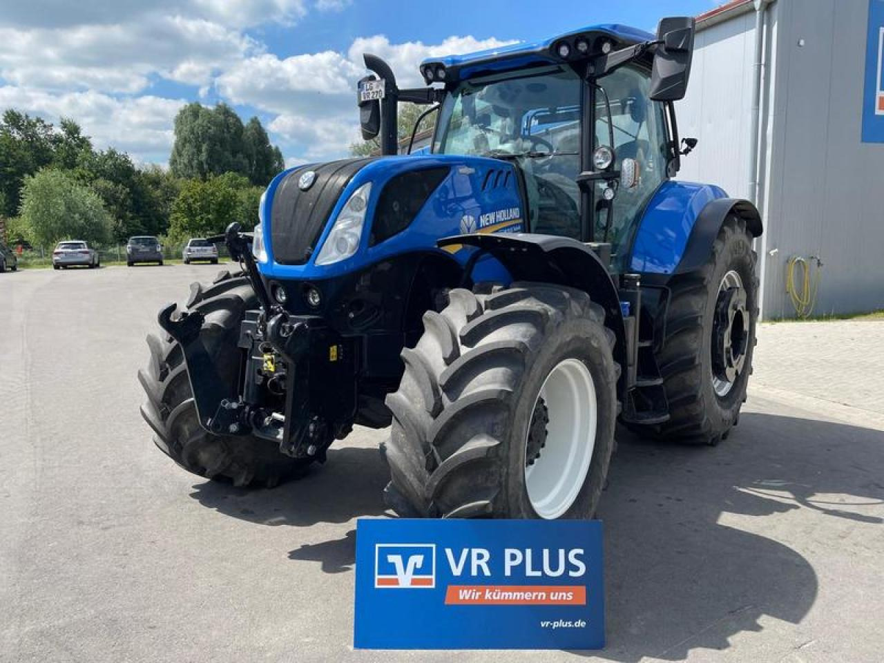 New Holland T 7.270 AUTOCOMMAND AKTION - Farm tractor: picture 1 New Holland T 7.270 AUTOCOMMAND AKTION - Farm tractor: picture 1