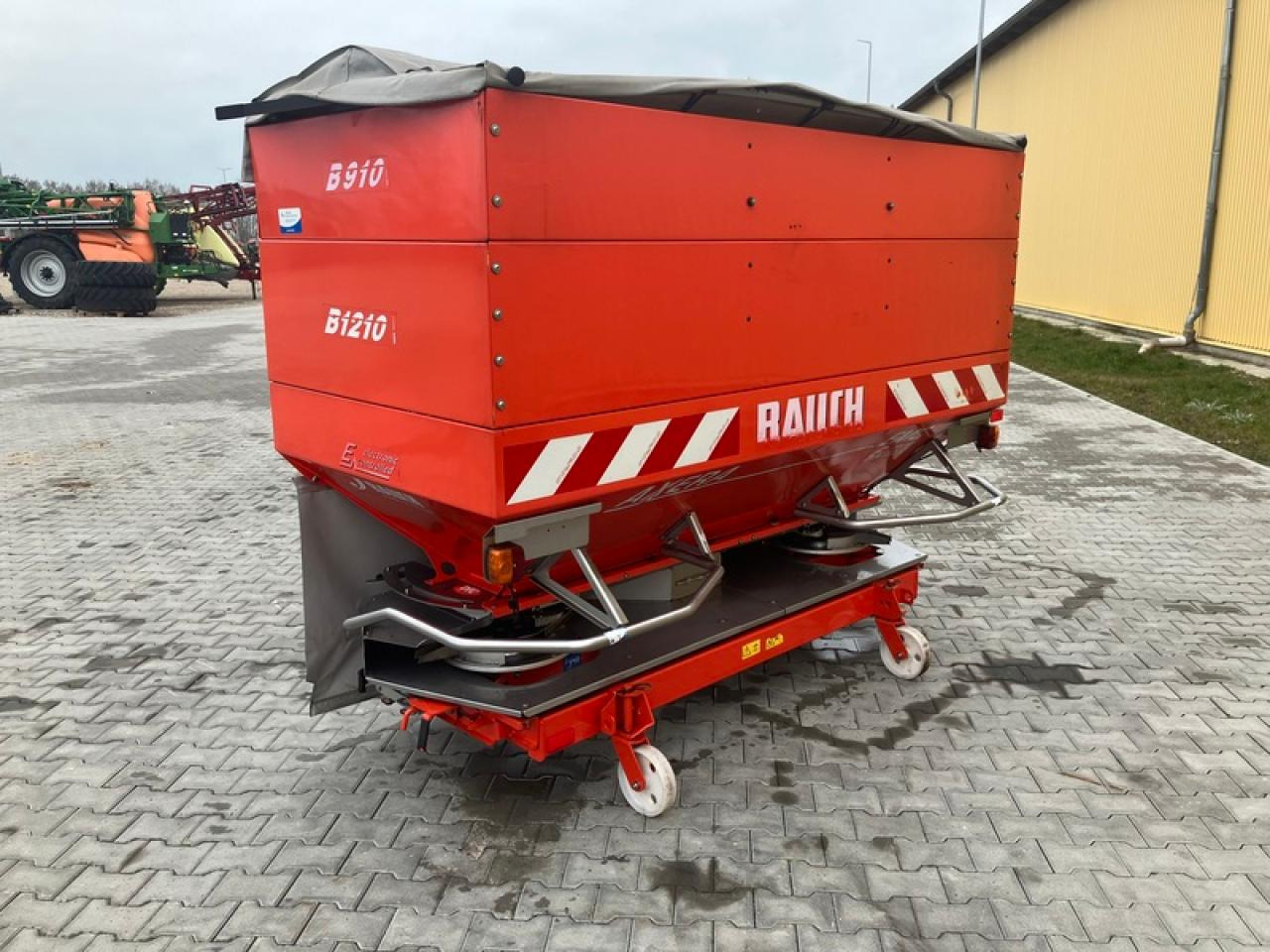 Rauch AXERA H/EMC PLATINE DEFEKT - Fertilizer spreader: picture 1 Rauch AXERA H/EMC PLATINE DEFEKT - Fertilizer spreader: picture 1