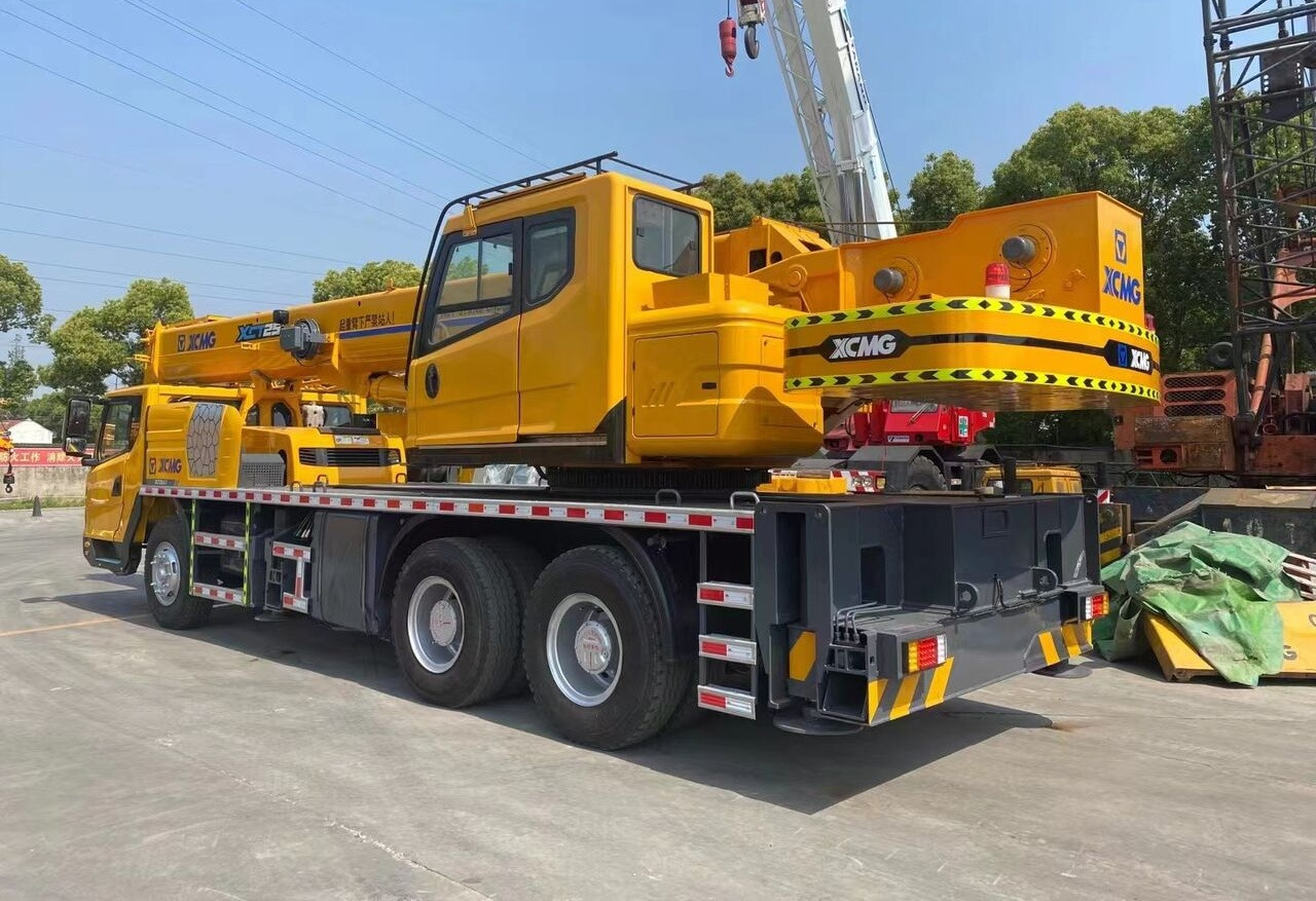 XCMG XCT25 QY25K5D 25ton 50ton 70ton 100ton 130 ton - Mobile crane: picture 2 XCMG XCT25 QY25K5D 25ton 50ton 70ton 100ton 130 ton - Mobile crane: picture 2