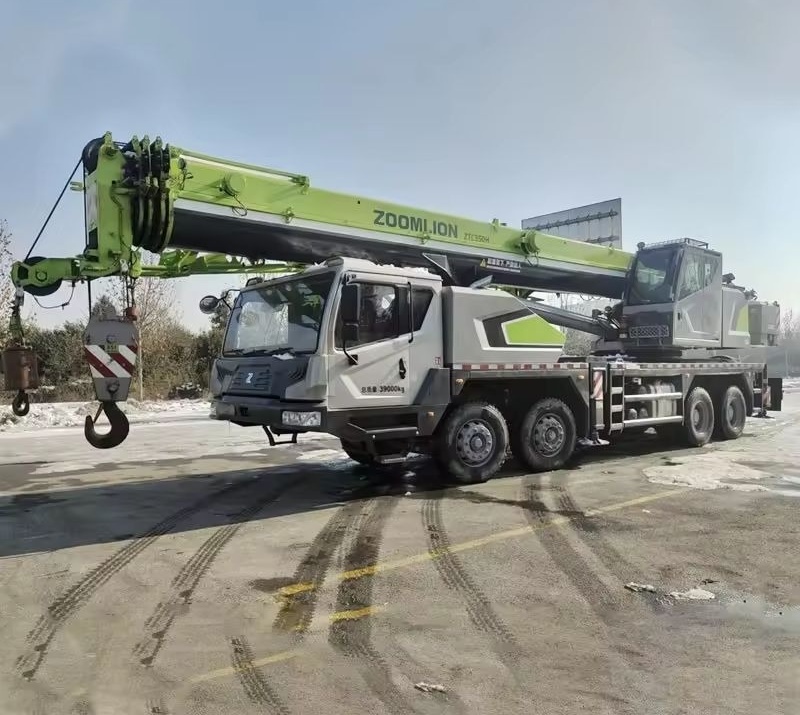 Zoomlion ZTC350 ZTC250 ZTC550 ZTC1000 35t 35ton 50t 70t - Mobile crane: picture 1 Zoomlion ZTC350 ZTC250 ZTC550 ZTC1000 35t 35ton 50t 70t - Mobile crane: picture 1