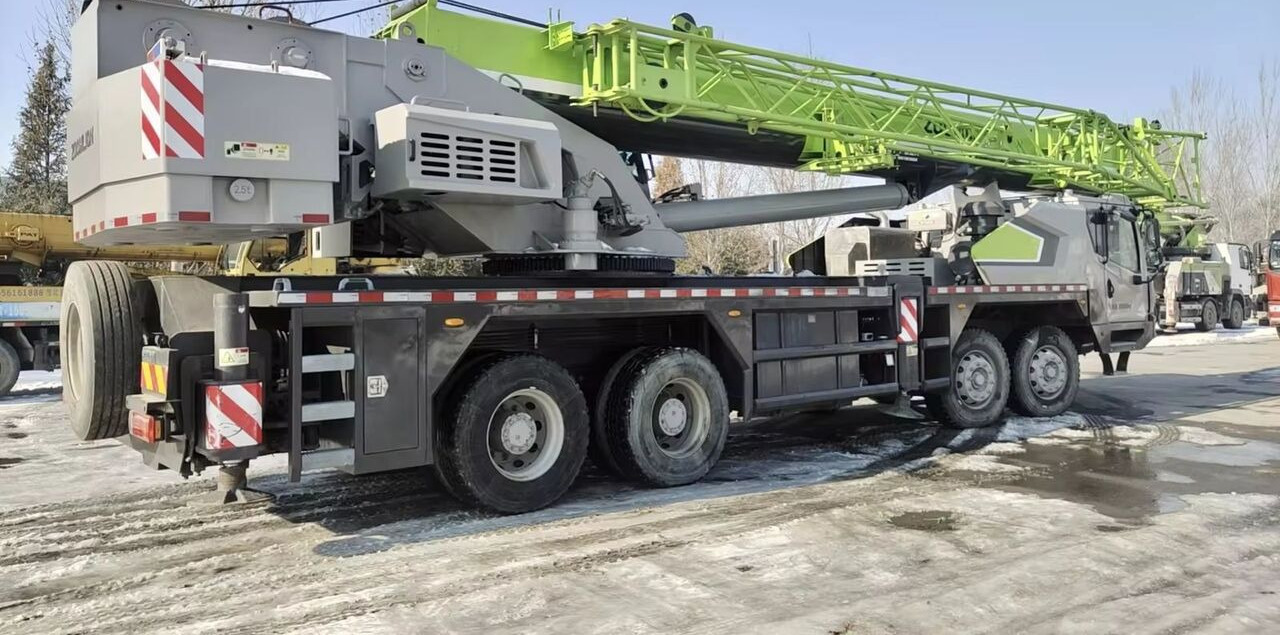 Zoomlion ZTC350 ZTC250 ZTC550 ZTC1000 - Mobile crane: picture 3 Zoomlion ZTC350 ZTC250 ZTC550 ZTC1000 - Mobile crane: picture 3