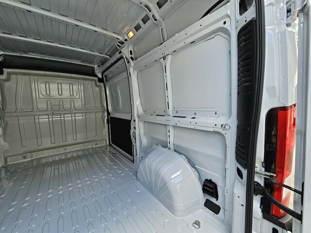 New Panel van FIAT Ducato 35 MAXI 180 Serie10-9.2 Modell 2025 L2H2: picture 25