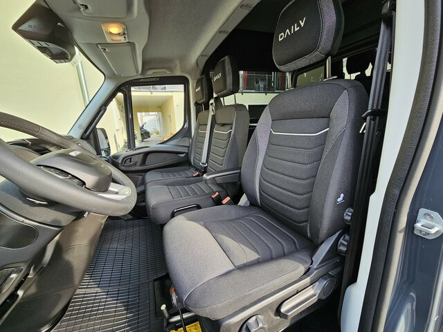 IVECO Daily 35S18HA8V DOKA Snoeks Mixto Hi-Matic 16m³ - Panel van, Combi van: picture 3 IVECO Daily 35S18HA8V DOKA Snoeks Mixto Hi-Matic 16m³ - Panel van, Combi van: picture 3