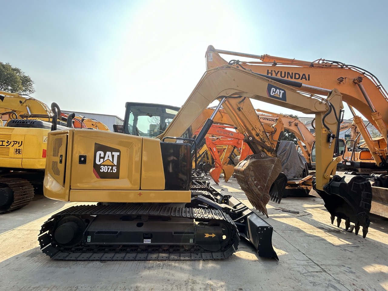 CAT 307.5 Excavator - Mini excavator: picture 2 CAT 307.5 Excavator - Mini excavator: picture 2