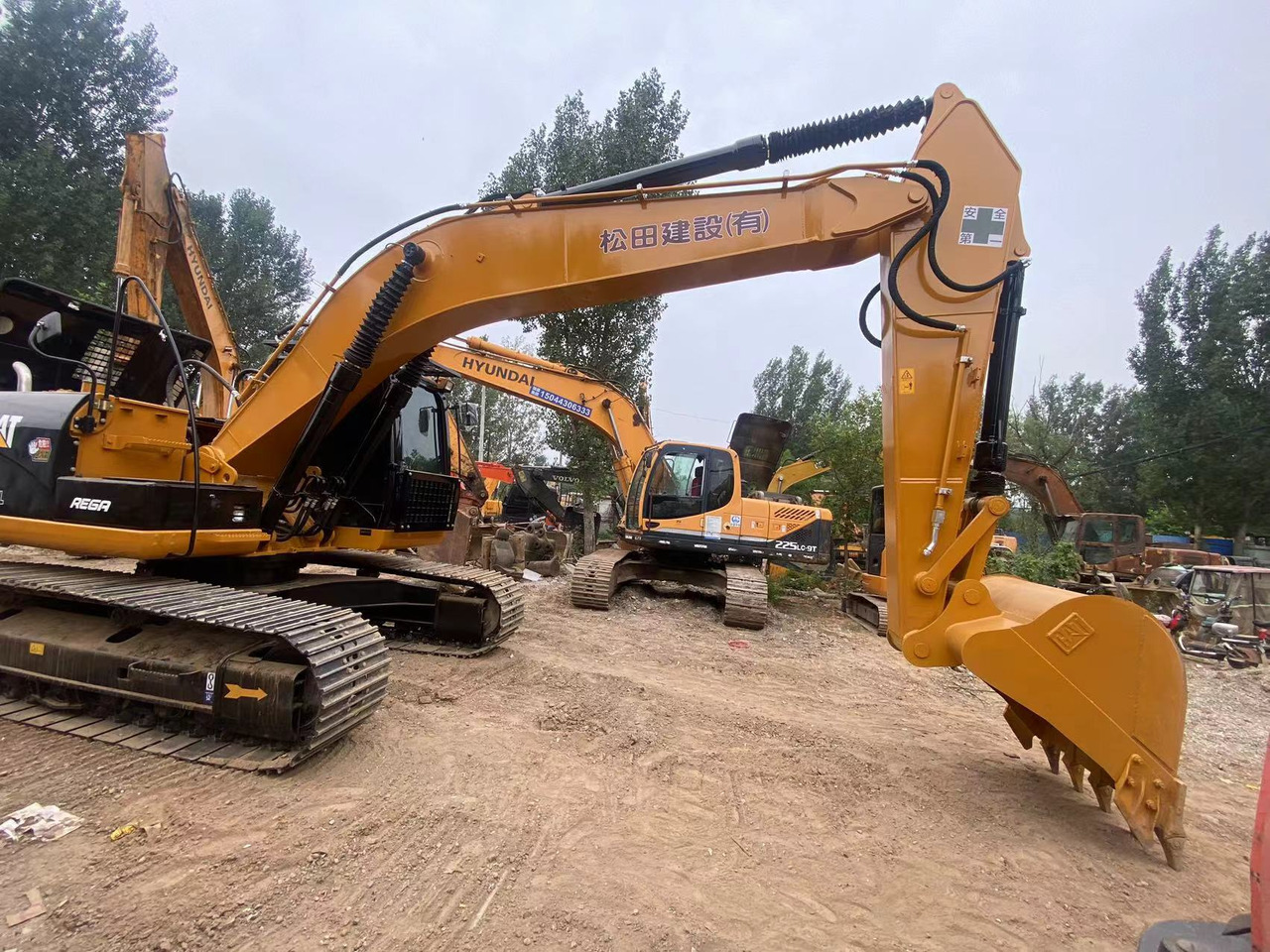 CAT 320DL Excavator - Crawler excavator: picture 1 CAT 320DL Excavator - Crawler excavator: picture 1