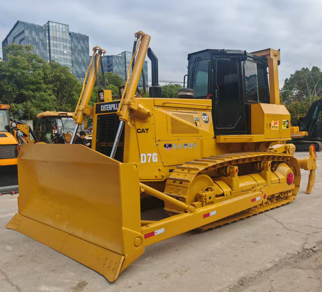 CAT D7G Bulldozer - Bulldozer: picture 1 CAT D7G Bulldozer - Bulldozer: picture 1