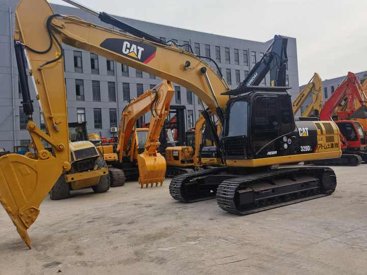Caterpillar Hydraulic Excavator CAT 320DL 325DL 320D Used Excavator in Sale - Crawler excavator: picture 3 Caterpillar Hydraulic Excavator CAT 320DL 325DL 320D Used Excavator in Sale - Crawler excavator: picture 3