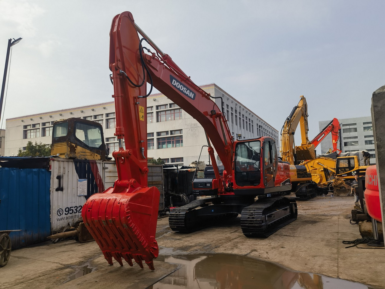 DOOSAN Doosan DX225LC Crawler excavator - Crawler excavator: picture 4 DOOSAN Doosan DX225LC Crawler excavator - Crawler excavator: picture 4