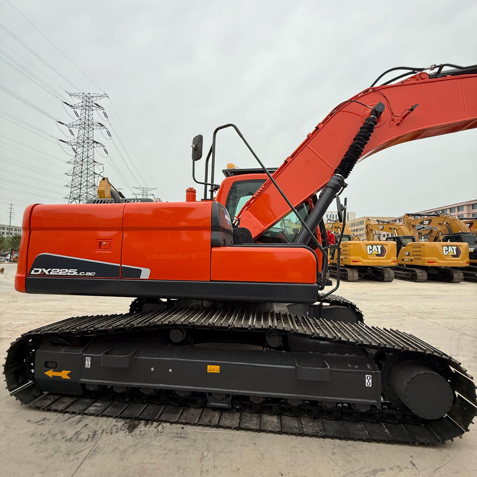 Doosan Dx225 Crawler Excavator - Crawler excavator: picture 3 Doosan Dx225 Crawler Excavator - Crawler excavator: picture 3