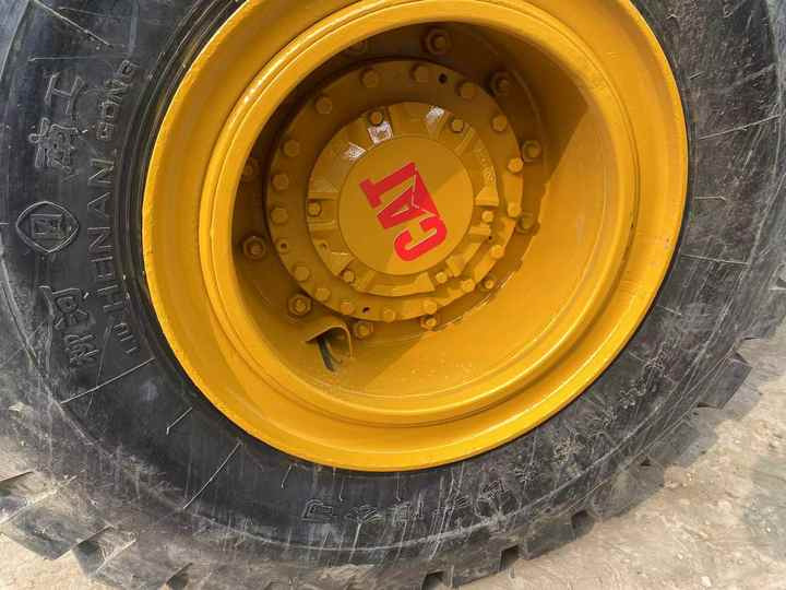 Good condition second hand cat 950h loader original japan cat loader in stock in shanghai yard - Wheel loader: picture 5 Good condition second hand cat 950h loader original japan cat loader in stock in shanghai yard - Wheel loader: picture 5