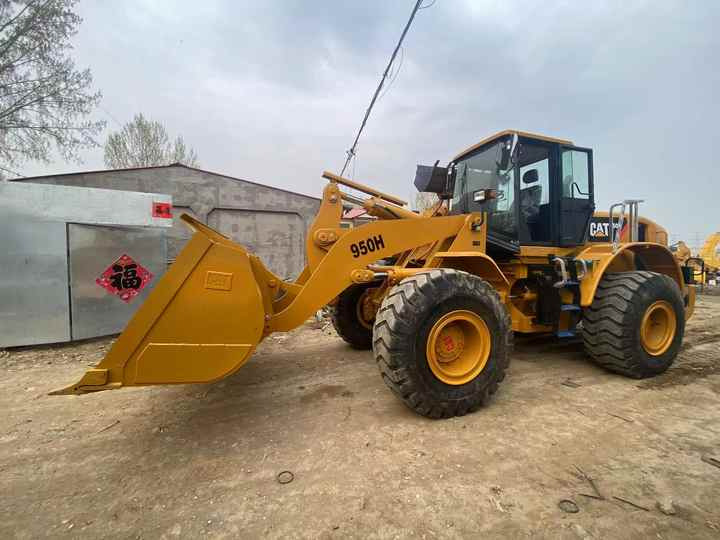 Good condition second hand cat 950h loader original japan cat loader in stock in shanghai yard - Wheel loader: picture 3 Good condition second hand cat 950h loader original japan cat loader in stock in shanghai yard - Wheel loader: picture 3