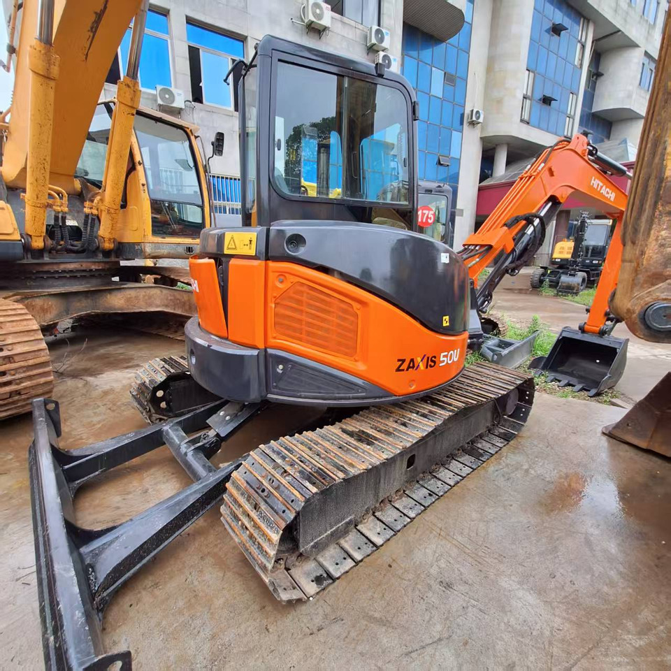 Crawler excavator Hitachi ZX50 Excavator: picture 6