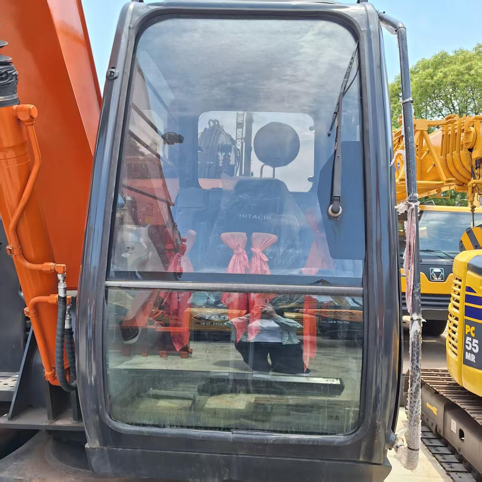 Hitachi ZX70 Excavator - Crawler excavator: picture 5 Hitachi ZX70 Excavator - Crawler excavator: picture 5