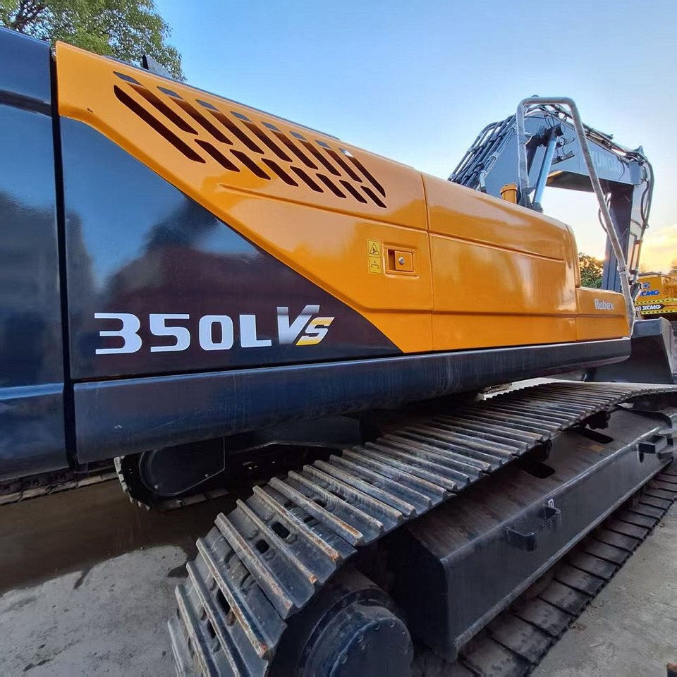 Hyundai 350LVS excavator - Wheel excavator: picture 3 Hyundai 350LVS excavator - Wheel excavator: picture 3
