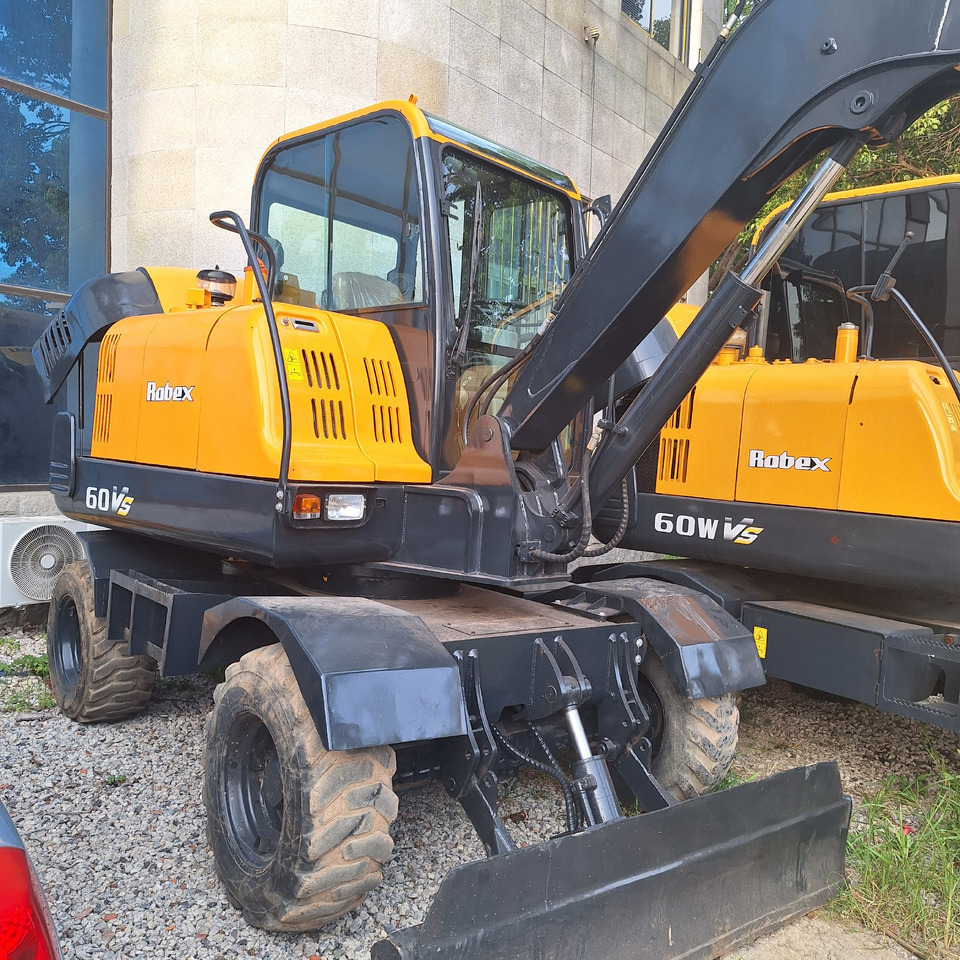 Hyundai 60vs excavator - Wheel excavator: picture 1 Hyundai 60vs excavator - Wheel excavator: picture 1